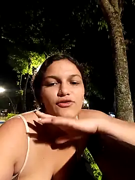 girl milk1 online show from 10-27-25, 11:41