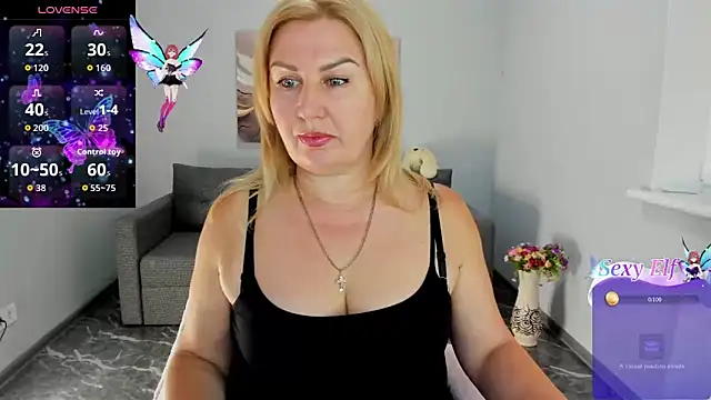 Lili Crossi online show from 06-29-26, 06:19