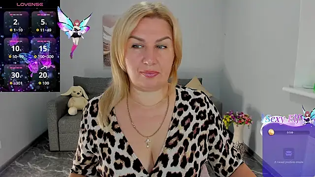 Lili Crossi online show from 07-28-26, 05:58