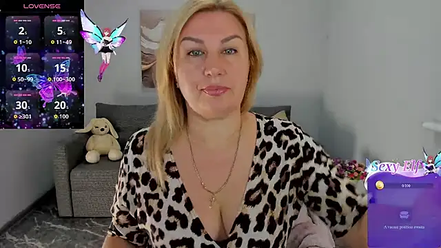 Lili Crossi online show from 07-31-26, 05:51