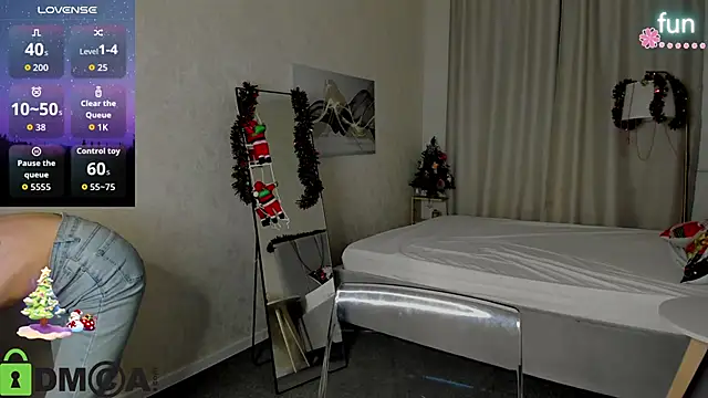 Snapshot of Miss_you_kiss chatting on 01-06-26, 12:36 Miss you kiss online show from 01-06-26, 12:36