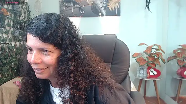 Snapshot of sila_bolum chatting on 02-04-26, 01:22 sila bolum online show from 02-04-26, 01:22