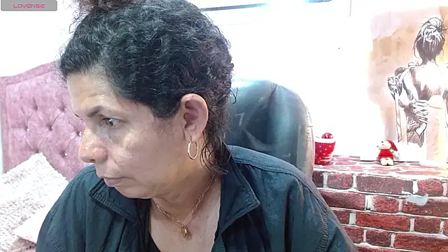 Snapshot of sila_bolum chatting on 03-15-26, 02:50 sila bolum online show from 03-15-26, 02:50