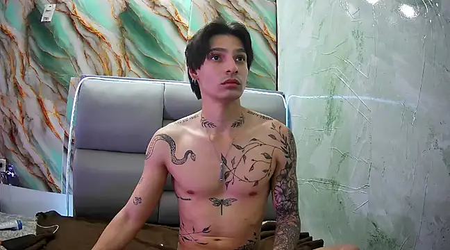 Apolo Hidalgo01 online show from 02-01-25, 04:33