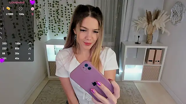 Snapshot of sweetty_ashley chatting on 12-07-24, 11:01 sweetty ashley online show from 12-07-24, 11:01