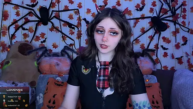  Devill Baby online show from 11-09-25, 06:55