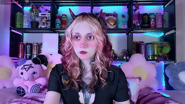  Devill Baby online show from 08-04-26, 06:54