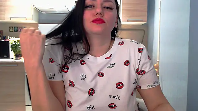 Sophy  soft online show from 02-25-25, 06:42