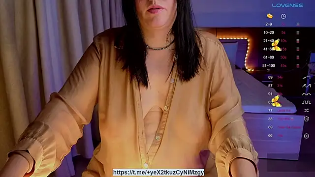 Sophy  soft online show from 06-23-26, 01:42