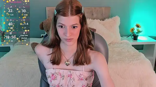 Snapshot of Nora_Vennucci chatting on 10-09-25, 08:51 Nora Vennucci online show from 10-09-25, 08:51