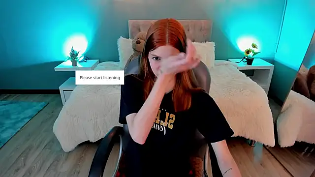 Snapshot of Nora_Vennucci chatting on 11-02-25, 12:40 Nora Vennucci online show from 11-02-25, 12:40