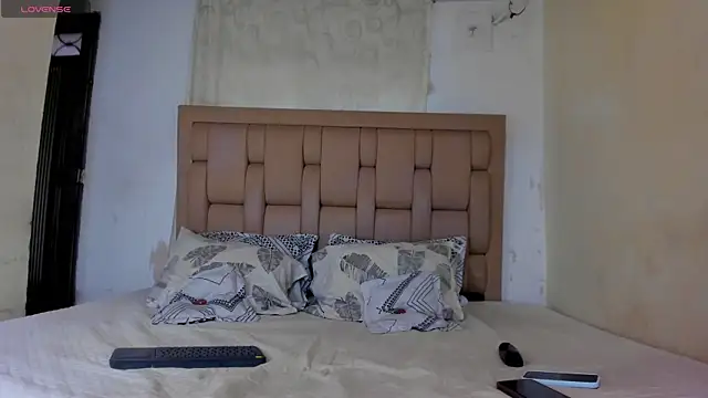 stepcouple XXX online show from 05-14-26, 08:15