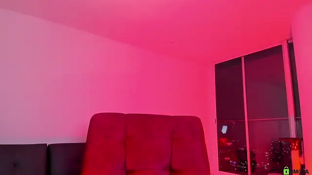 Borbala Iggy online show from 02-12-25, 06:40