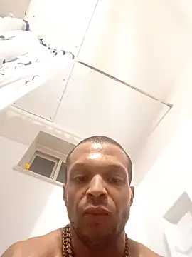 ottomusbrown online show from 12-22-24, 11:33