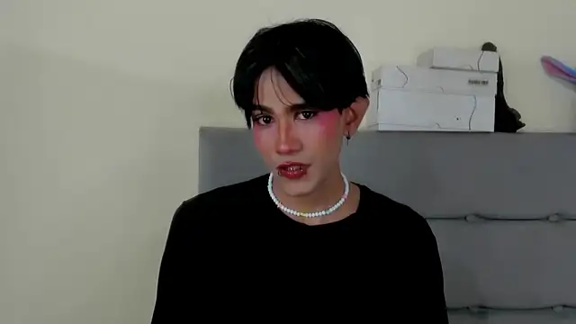andrew uwu  online show from 06-29-26, 10:43
