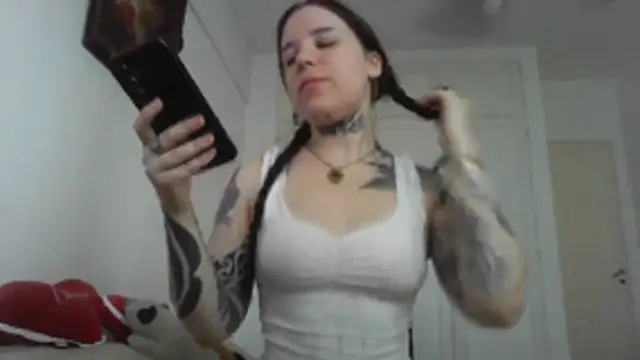 Donna rv online show from 11-20-25, 04:29