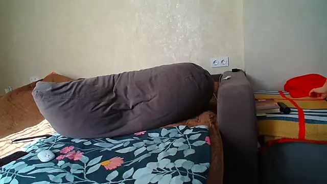 Brionia online show from 05-26-26, 05:58