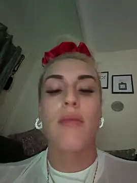 Barbie 26 online show from 01-03-25, 09:26