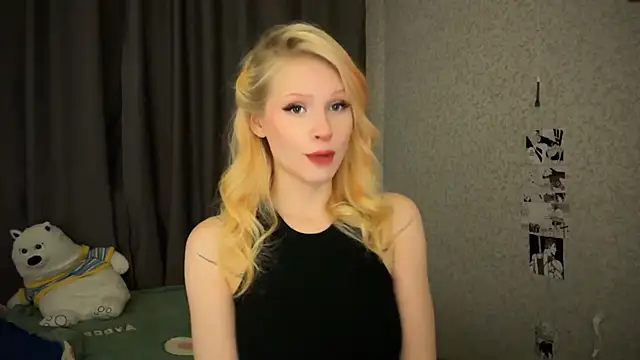 lisa barbie online show from 01-20-25, 02:25