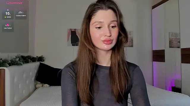 Snapshot of tender_babyy chatting on 01-10-25, 02:13 tender babyy online show from 01-10-25, 02:13