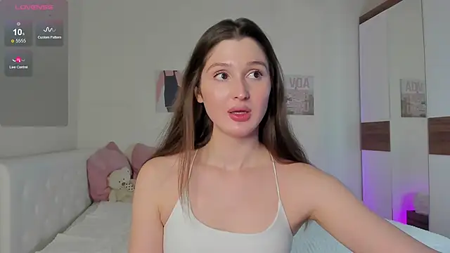 Snapshot of tender_babyy chatting on 02-01-25, 02:13 tender babyy online show from 02-01-25, 02:13