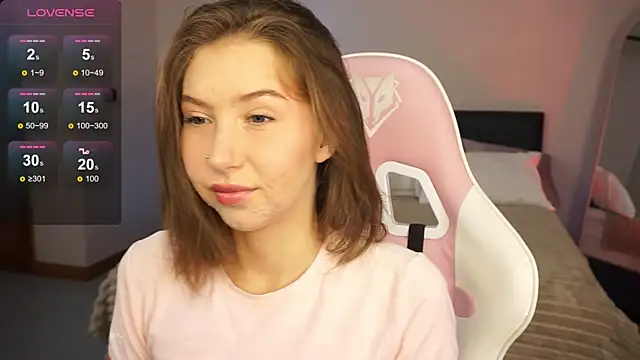 LinaSiren online show from 12-15-24, 03:24