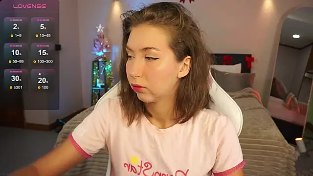 LinaSiren online show from 12-27-24, 03:09