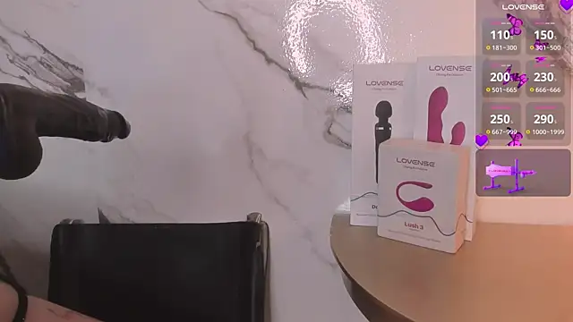 Snapshot of MAEVE_BOOBS chatting on 03-10-26, 10:26 MAEVE BOOBS online show from 03-10-26, 10:26