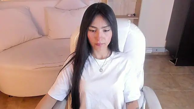 Snapshot of Amy_Kiitty_ chatting on 03-10-25, 08:45 Amy Kiitty online show from 03-10-25, 08:45