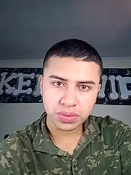 Snapshot of SexyBoy-Bigclit chatting on 12-22-24, 09:33 SexyBoy-Bigclit online show from 12-22-24, 09:33