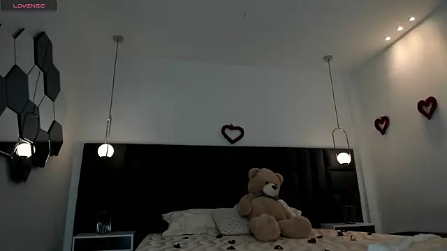 KatieNolan 1 online show from 02-14-25, 06:40