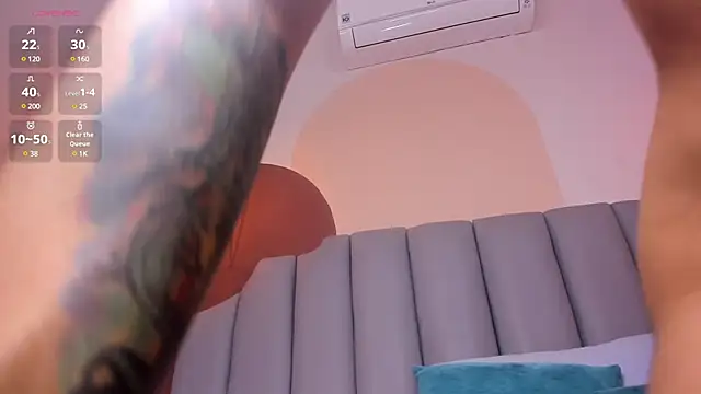 Snapshot of tammylee_ chatting on 03-14-25, 10:39 tammylee online show from 03-14-25, 10:39