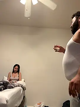 Snapshot of B_and_K chatting on 12-03-24, 04:14 B and K online show from 12-03-24, 04:14