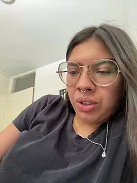 Snapshot of Argentiiniita chatting on 01-10-25, 08:04 Argentiiniita online show from 01-10-25, 08:04