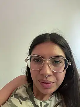 Snapshot of Argentiiniita chatting on 01-18-25, 02:12 Argentiiniita online show from 01-18-25, 02:12