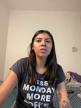 Snapshot of Argentiiniita chatting on 03-20-25, 09:13 Argentiiniita online show from 03-20-25, 09:13