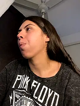 Snapshot of Argentiiniita chatting on 11-22-25, 09:25 Argentiiniita online show from 11-22-25, 09:25