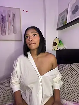 Snapshot of Isabella_fasilier chatting on 03-13-25, 02:05 Isabella fasilier online show from 03-13-25, 02:05