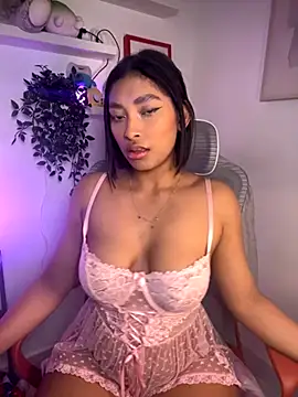 Snapshot of Isabella_fasilier chatting on 09-24-25, 01:09 Isabella fasilier online show from 09-24-25, 01:09