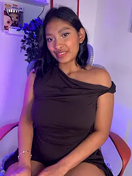 Snapshot of Isabella_fasilier chatting on 01-11-26, 01:32 Isabella fasilier online show from 01-11-26, 01:32