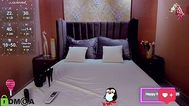 Snapshot of EmmaSparky chatting on 02-15-25, 08:11 EmmaSparky online show from 02-15-25, 08:11