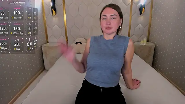 Snapshot of EmmaSparky chatting on 03-13-26, 09:16 EmmaSparky online show from 03-13-26, 09:16