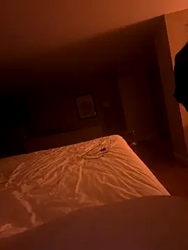 Youcunn online show from 11-09-25, 08:34