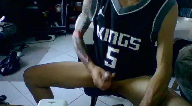 Snapshot of GregRodrz chatting on 01-08-25, 09:21 GregRodrz online show from 01-08-25, 09:21