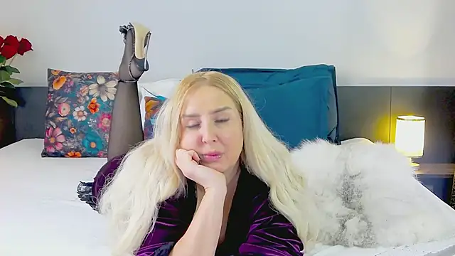 MariaRichi  online show from 03-13-25, 12:13