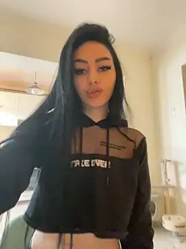 Snapshot of Gya_Rue chatting on 02-23-25, 07:22 Gya Rue online show from 02-23-25, 07:22