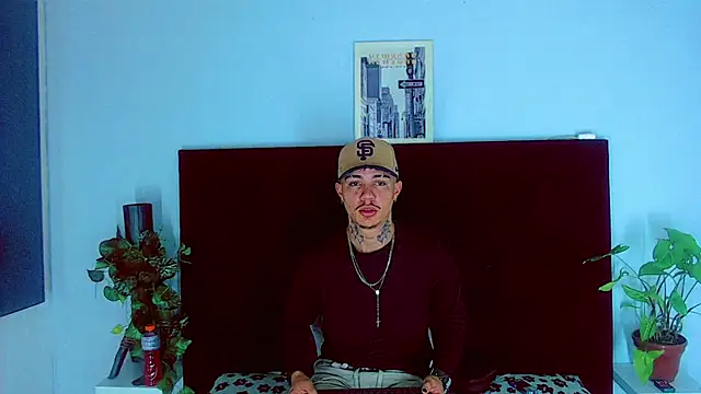 Snapshot of HannibalLester chatting on 11-22-25, 05:17 HannibalLester online show from 11-22-25, 05:17