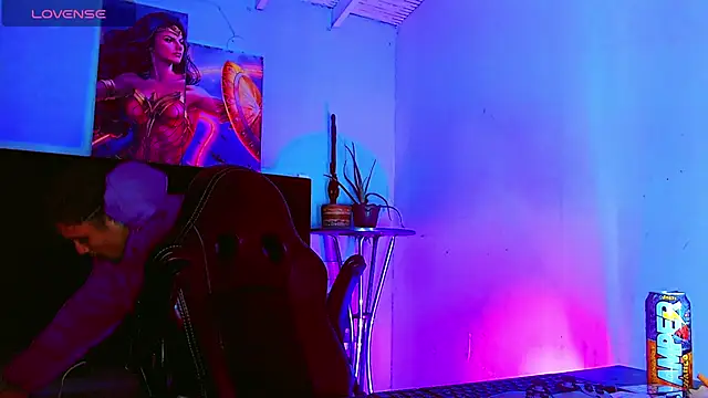 Snapshot of HannibalLester chatting on 01-15-26, 04:28 HannibalLester online show from 01-15-26, 04:28