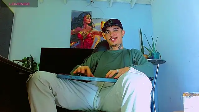 Snapshot of HannibalLester chatting on 02-11-26, 04:50 HannibalLester online show from 02-11-26, 04:50