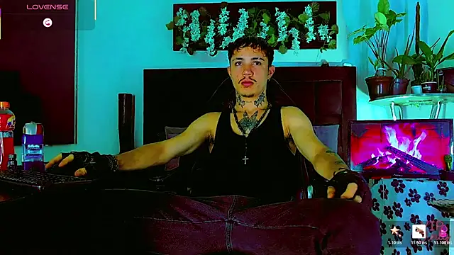 Snapshot of HannibalLester chatting on 03-02-26, 07:15 HannibalLester online show from 03-02-26, 07:15